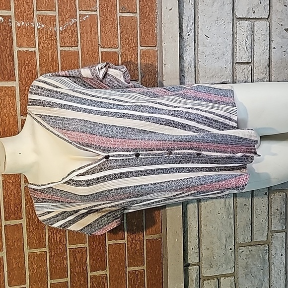 LG W5 oversized button up top anthropologie - Picture 1 of 8